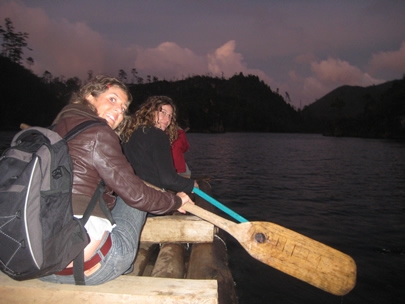 canoeing in Lagos de Montebello