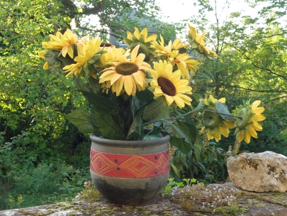 Love sunflowers...even the fake ones LOL