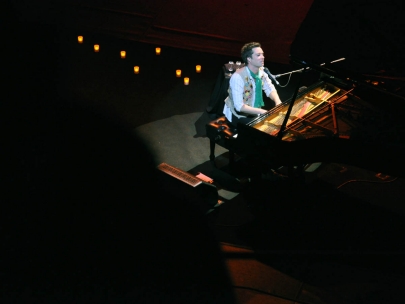 he burbed, said sorry and continued to sing