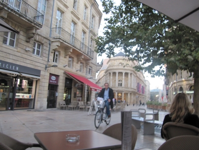 transport in Bordeaux for 1 Euro per day 