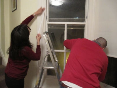 helping ceci to avoid freezing while home!