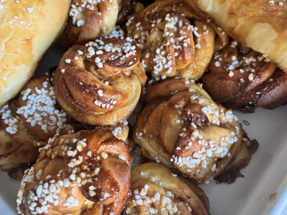 my own version of Kardemummabullar